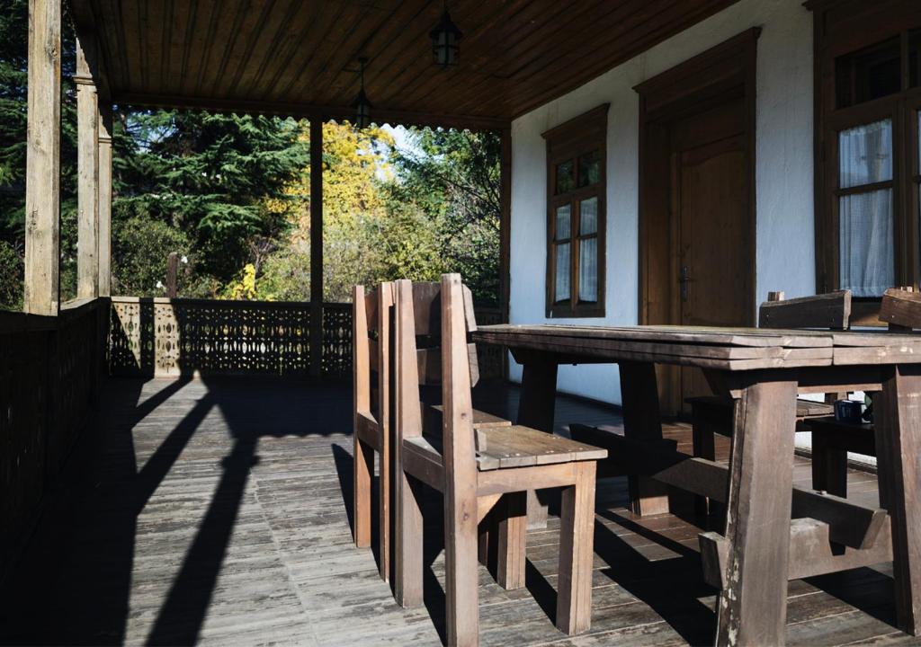 Balkón nebo terasa v ubytování Tufenkian Old Dilijan Complex