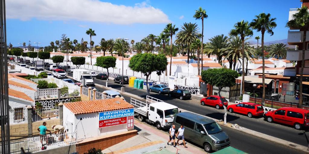 KEVINS HOUSE - front of YUMBO center in Maspalomas - Playa ...