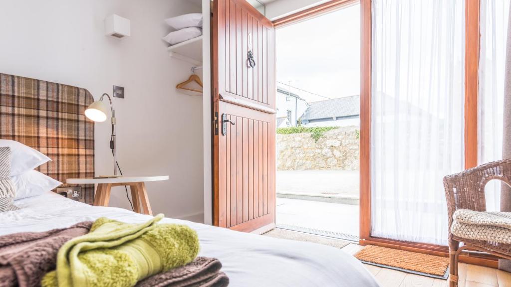 Saddle and Stable Rooms, Sennen – Updated 2023 Prices