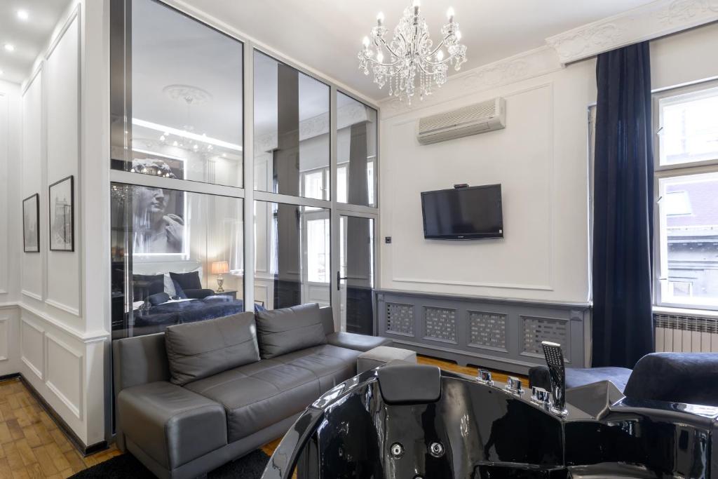 Posezení v ubytování Ben Akiba Luxury Suites
