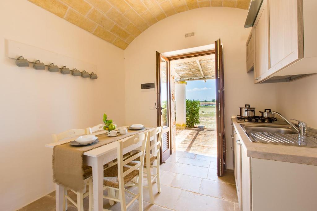 Kuchyň nebo kuchyňský kout v ubytování Masseria Castelluzzo