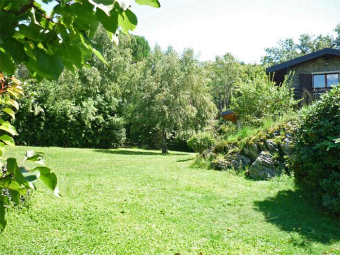 Vonkajšia záhrada v ubytovaní Villa Erica con piscina privata sul lago di Como