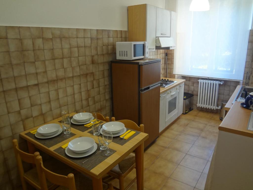 Kuchyňa alebo kuchynka v ubytovaní Accademia Apartment