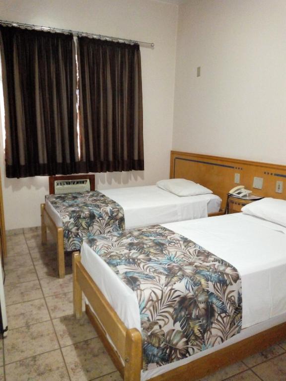  Hotel Nacional Service