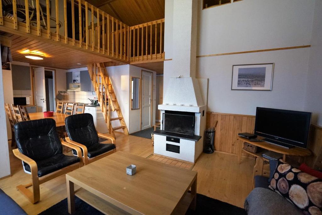 TV a/nebo společenská místnost v ubytování Apartment Rentun Maja