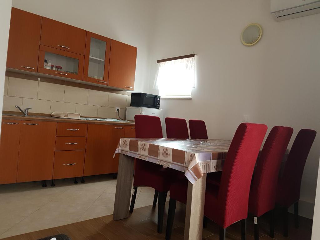 Apartments Zova - Apartment With Sea View