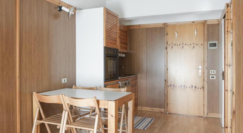 Kuchyň nebo kuchyňský kout v ubytování Marilleva 1400