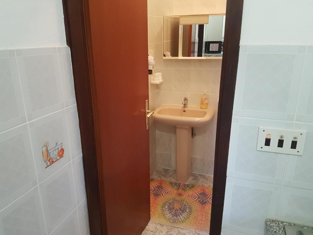 Koupelna v ubytování Apartments Zova