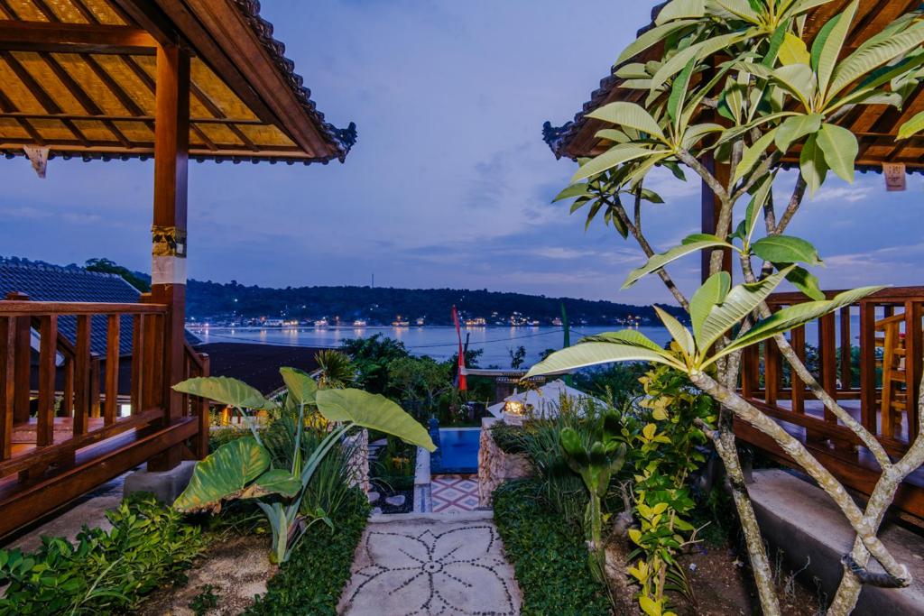 Sunday Huts Lembongan - 16