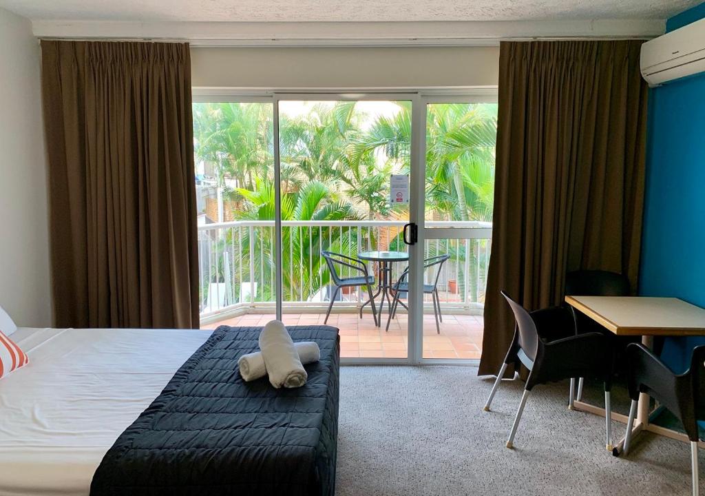 Outrigger Burleigh - Resim 21