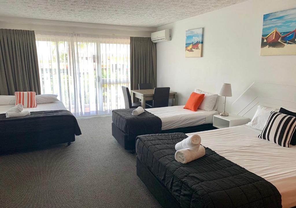 Outrigger Burleigh - Resim 24