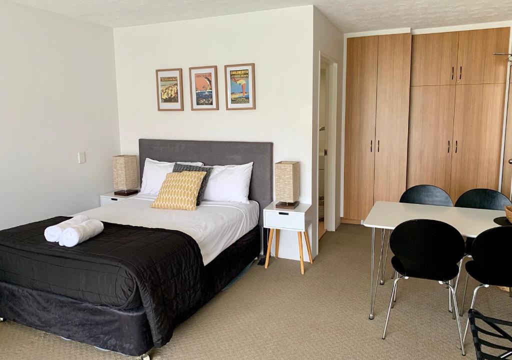 Outrigger Burleigh - Resim 14