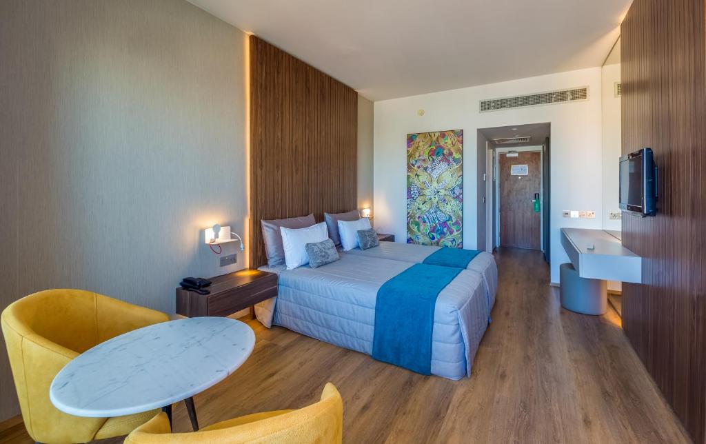 Sun Hall Hotel - Двойная Комната С Видом Города