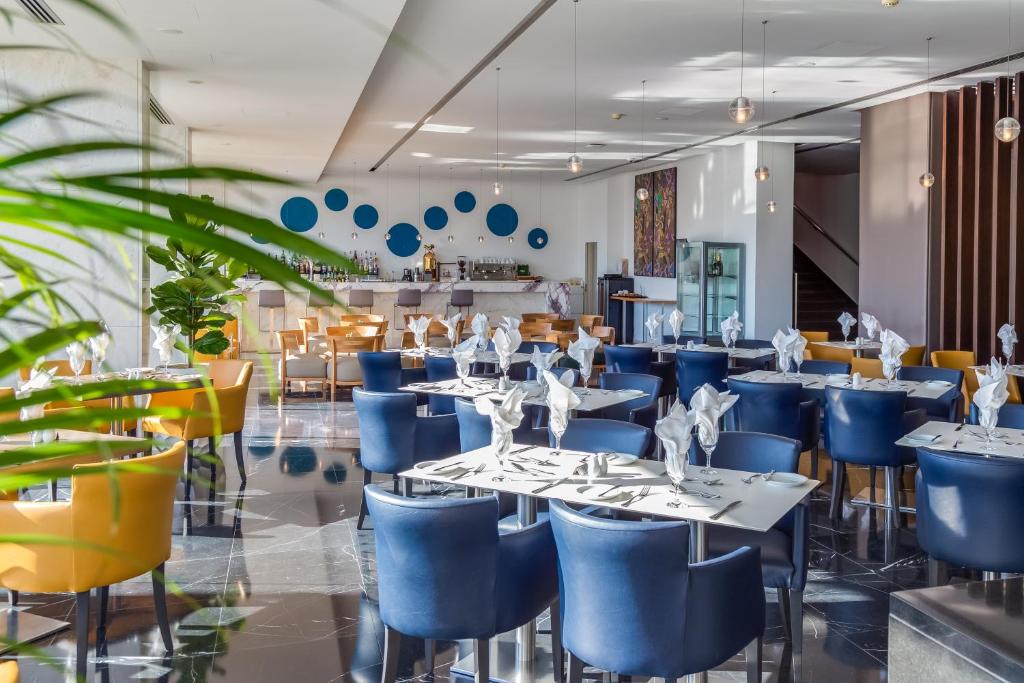 Гостиная зона в Sun Hall Hotel