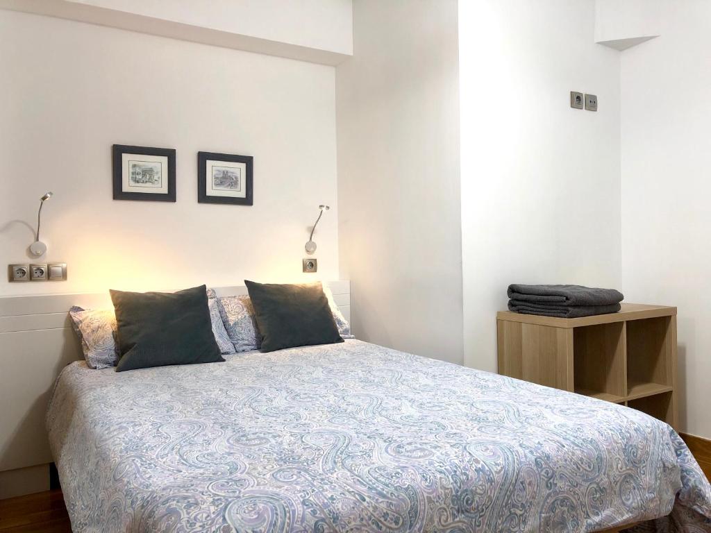 Posteľ alebo postele v izbe v ubytovaní Gros Beach Apartment