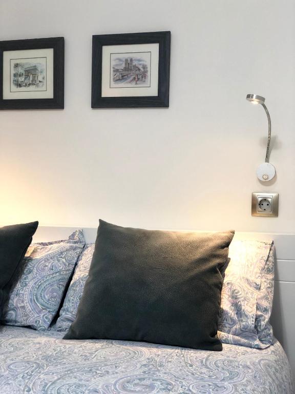 Posteľ alebo postele v izbe v ubytovaní Gros Beach Apartment