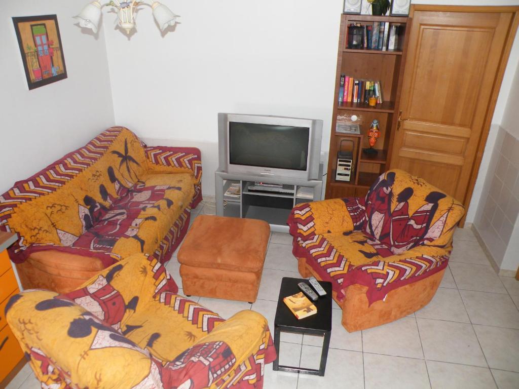 Posezení v ubytování Villa Liamone