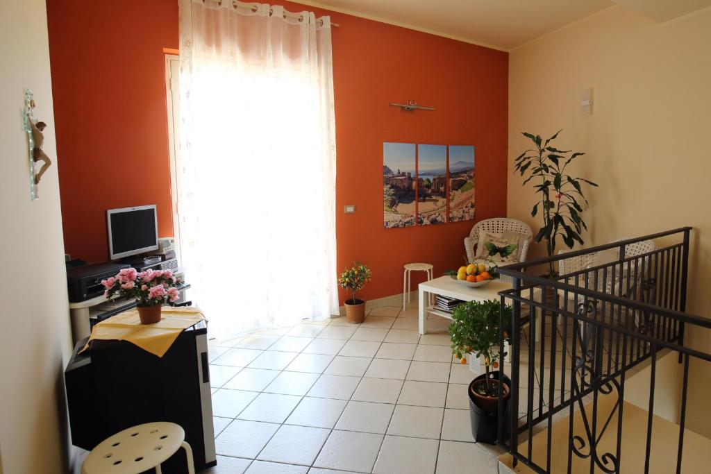 Telewizja i/lub zestaw kina domowego w obiekcie Valle D'Agrò