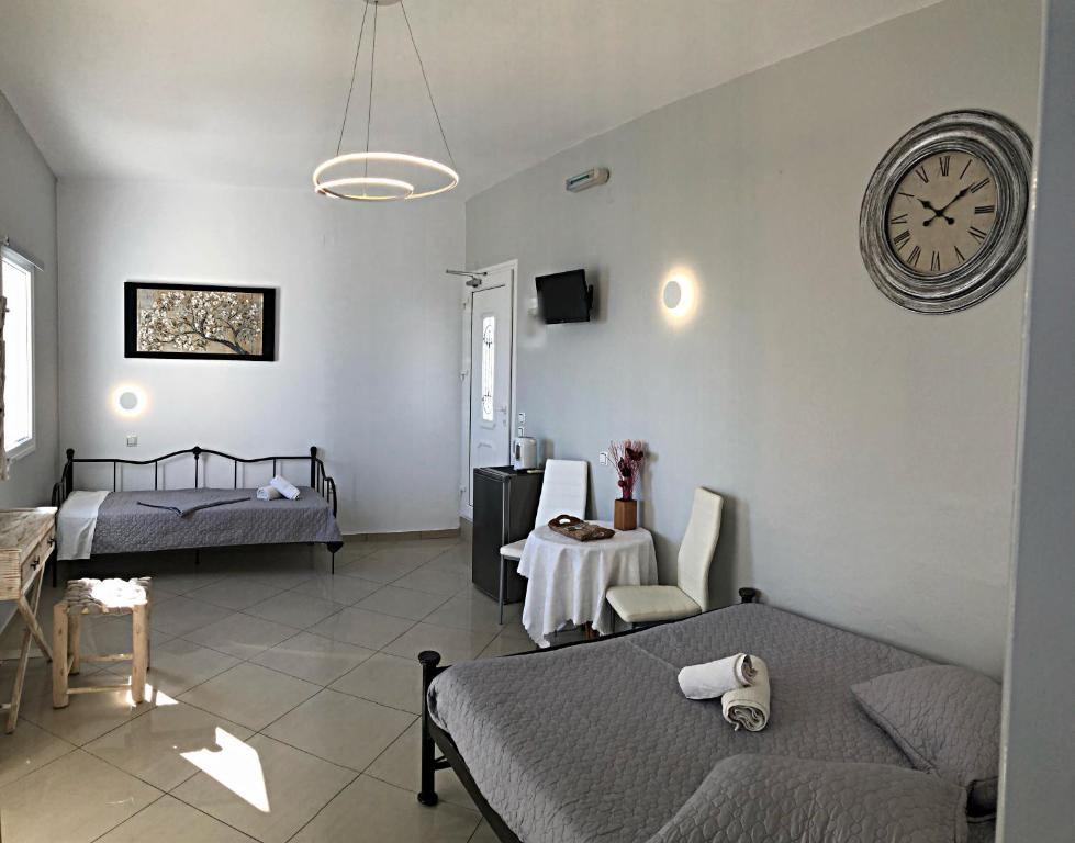 Lefteris Traditional Rooms - 11
