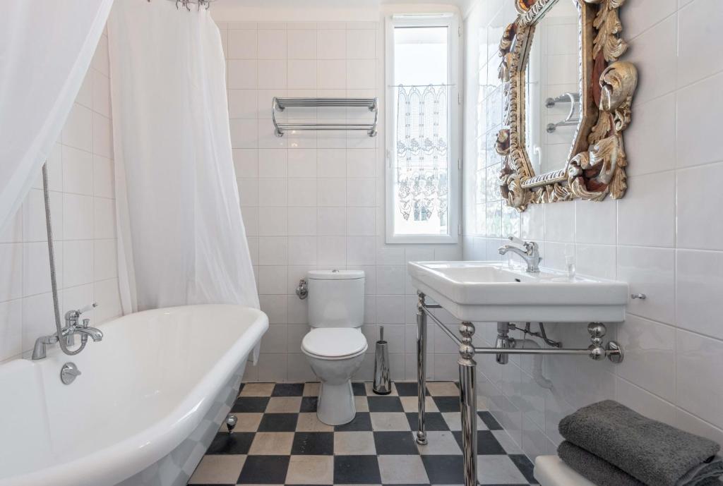 Koupelna v ubytování Hôtel Cecil - Adults only