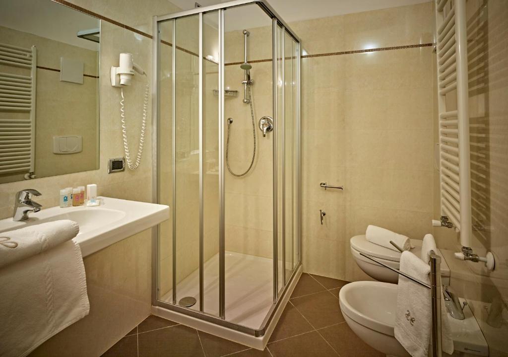 Koupelna v ubytování Romantic Hotel Excelsior