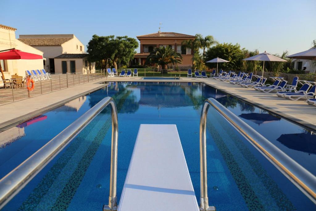 The swimming pool at or close to Case Vacanza SANT'AGOSTINO Siracusa