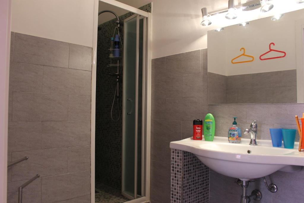 Koupelna v ubytování B&B Su Nuraghe