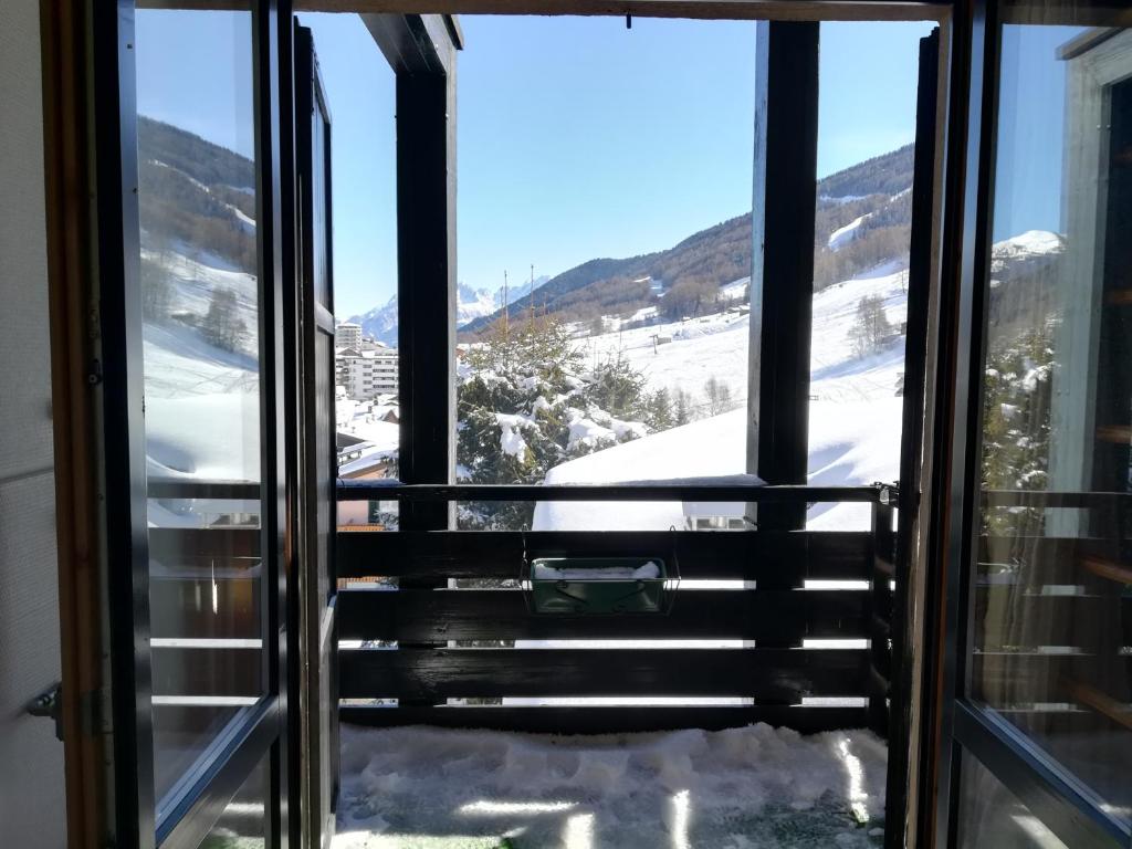 Charming Mountain Penthouse - İki Yatak Odalı Daire