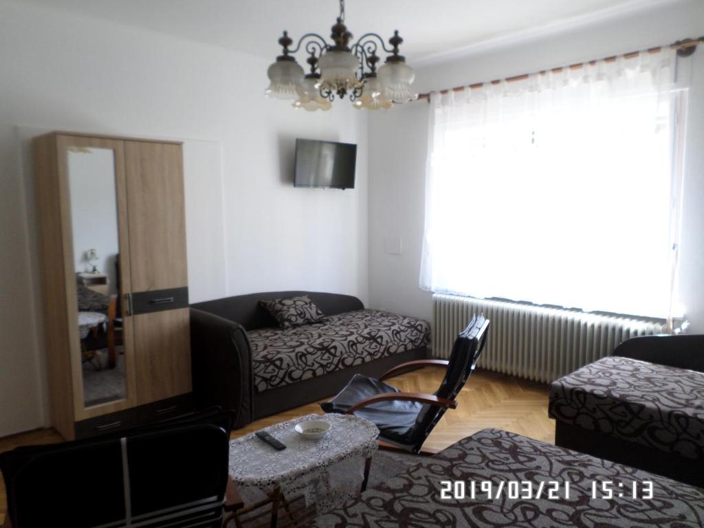 Posedenie v ubytovaní Rita apartman
