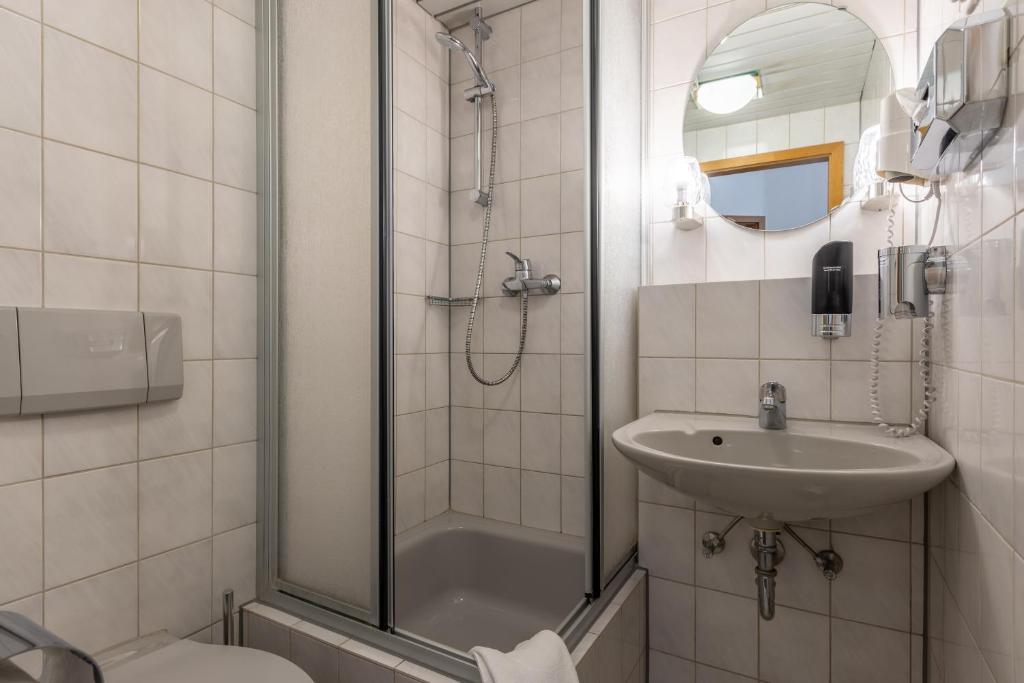 Trip Inn Hotel Schumann - Resim 27