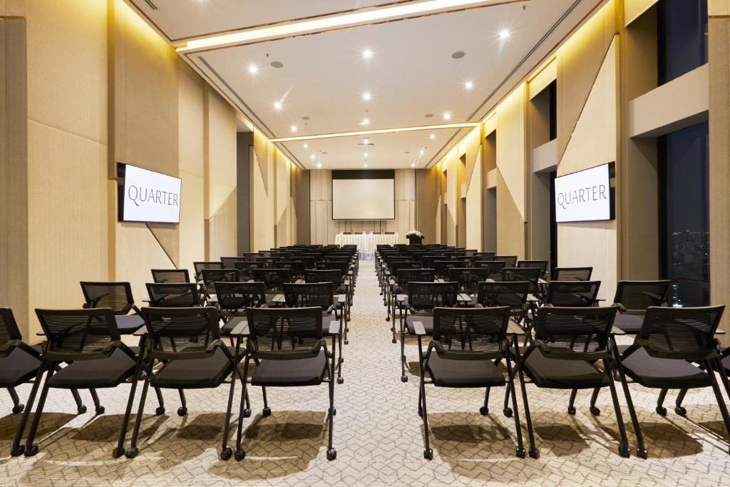 The Quarter Ari by UHG - Resim 36