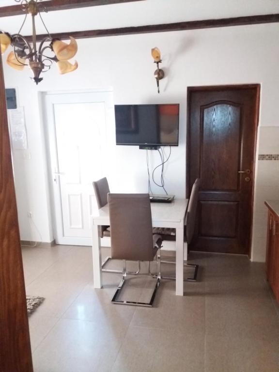 Apartments Peranovic - 16