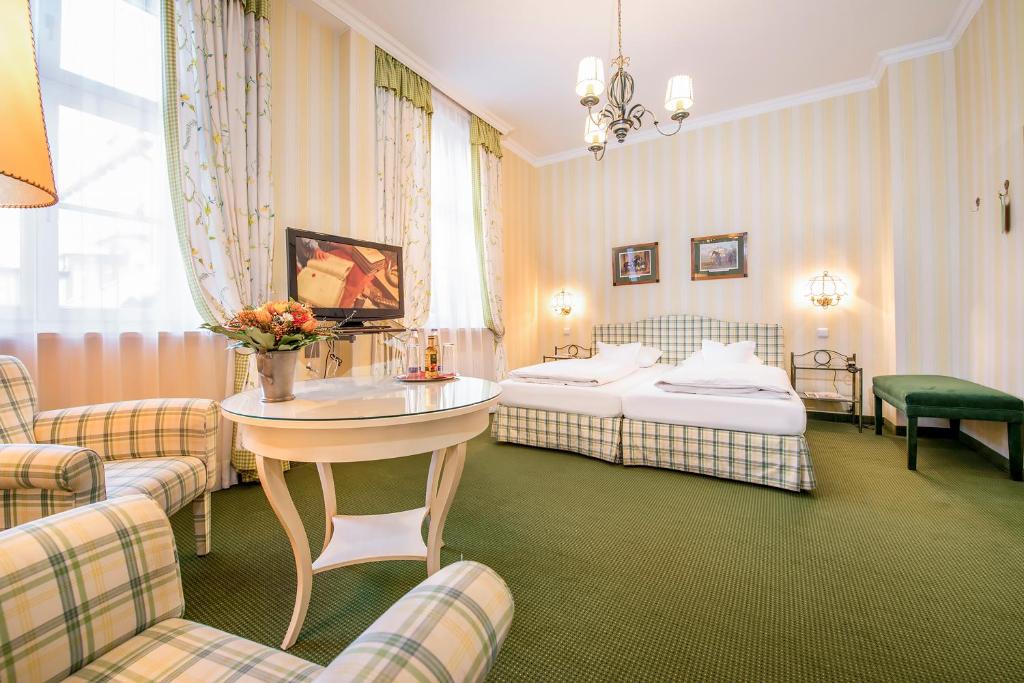 Romantik Hotel zur Post, Fürstenfeldbruck – Updated 2023 Prices