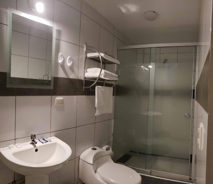 Koupelna v ubytování Mantu Boutique