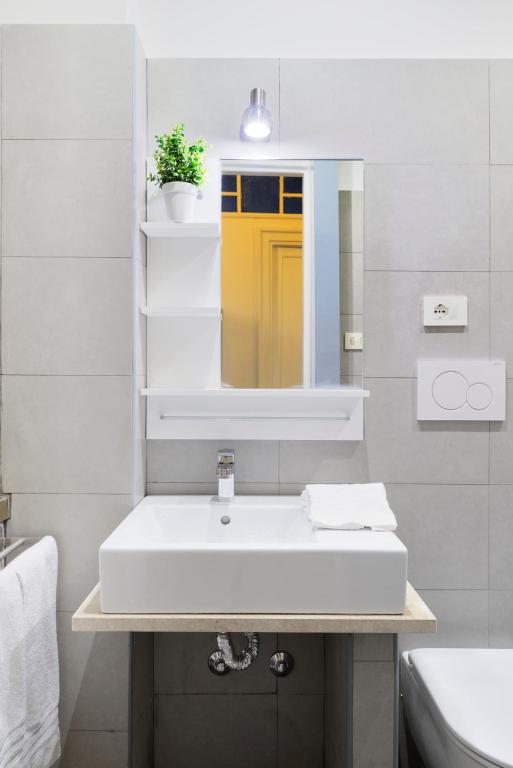Uma casa de banho em Locanderia Roma