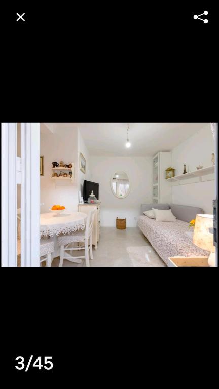Postel nebo postele na pokoji v ubytování Studio Apartment Angie