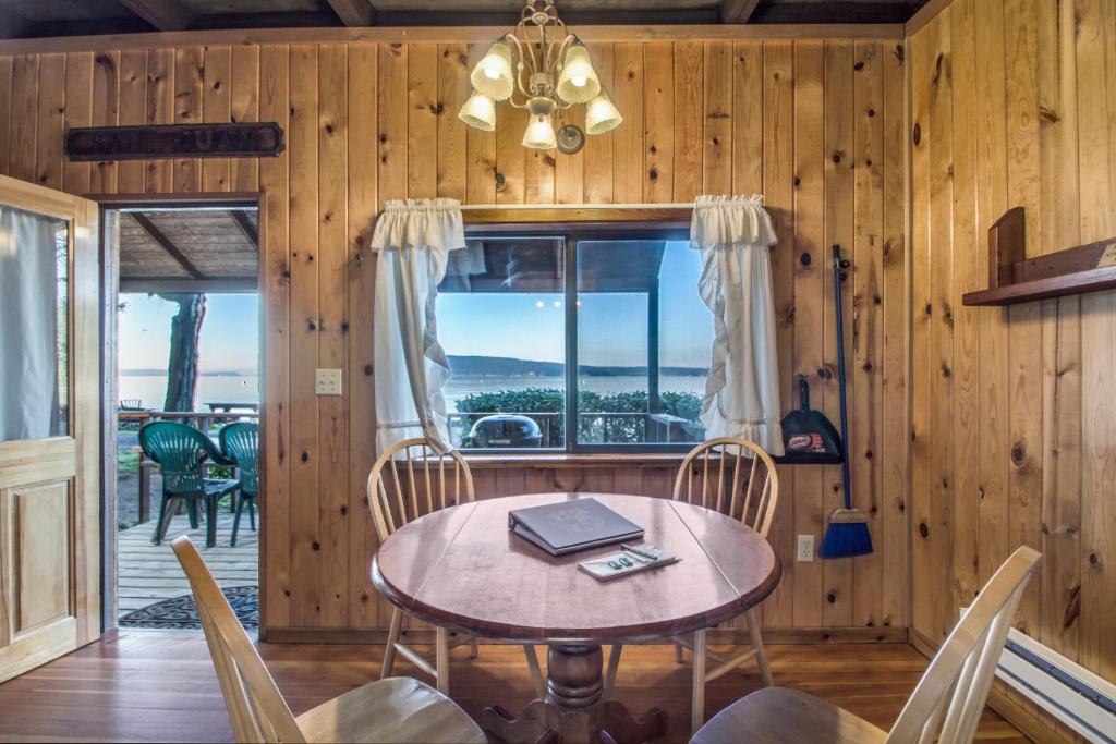 Fotografie z fotogalerie ubytování West Beach Resort v destinaci Eastsound
