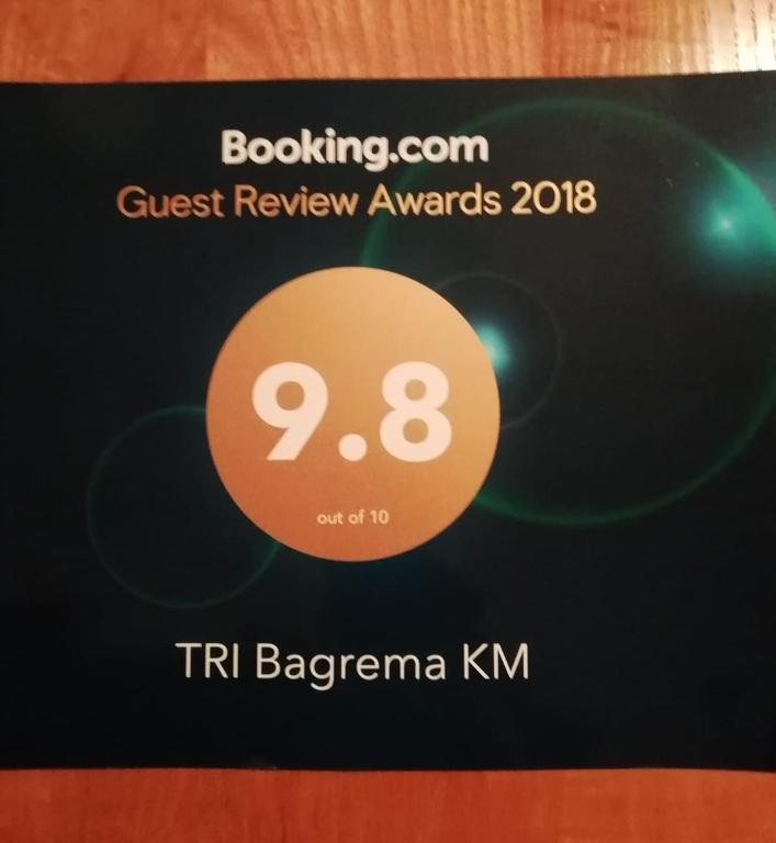Certifikát, hodnocení, plakát nebo jiný dokument vystavený v ubytování Tri bagrema KM