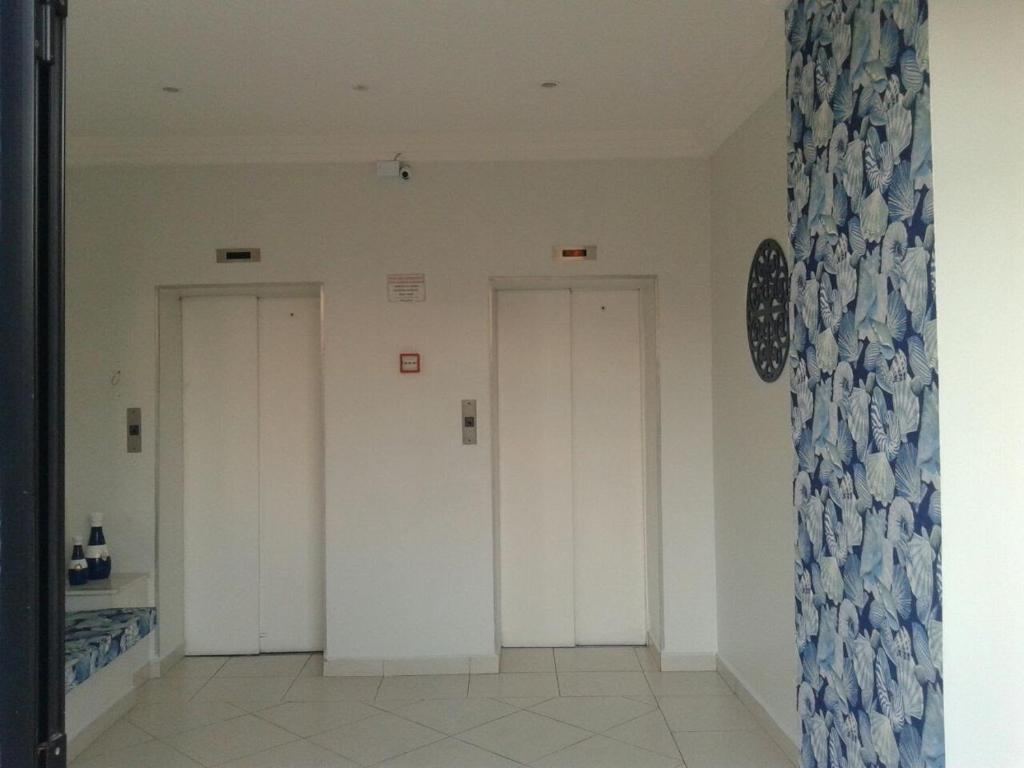  Apto com Piscina e Churrasqueira