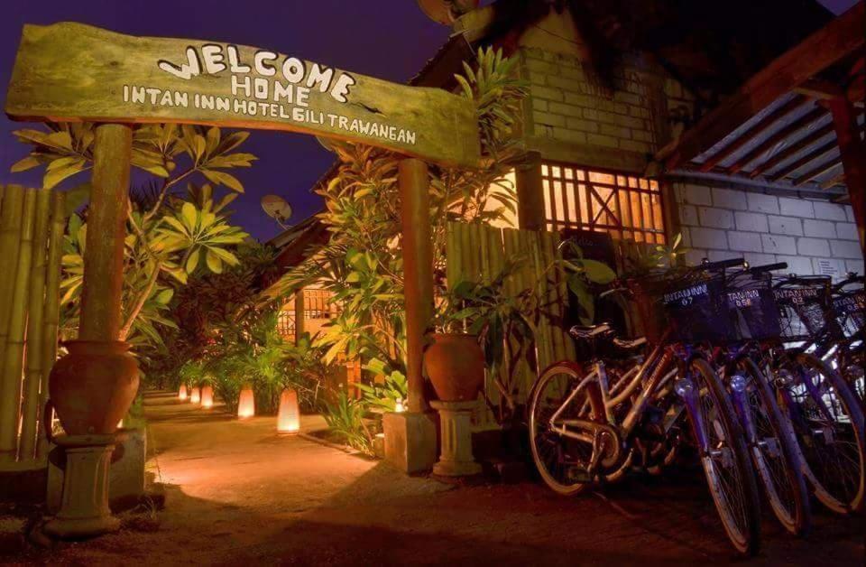 Jízda na kole v ubytování Intan Inn Hostel nebo okolí