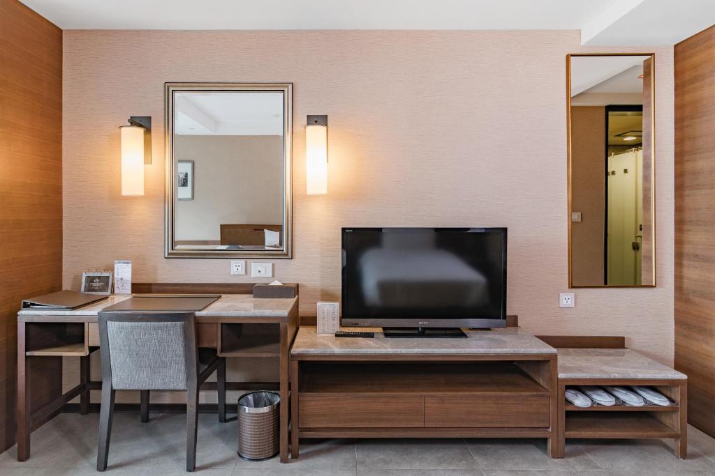 Great Roots Forestry Spa Resort - Deluxe Twin Room - Hotel Area