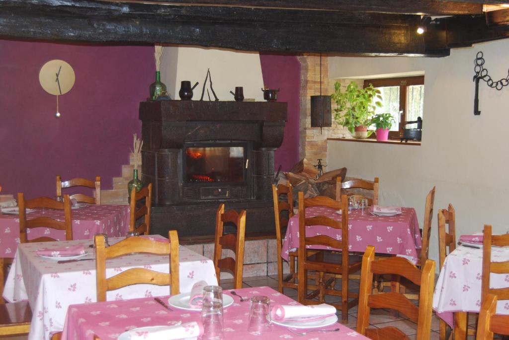 Restaurace v ubytování Hostal Ezkurra