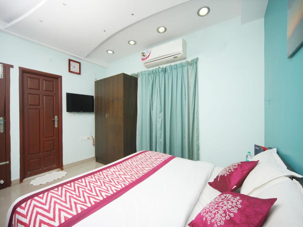 Postel nebo postele na pokoji v ubytování Max Classic Serviced Apartment