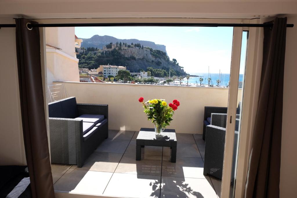 Cassis Loc - Appartement meublé - Apartamento Con Terraza Y Vista Al Mar