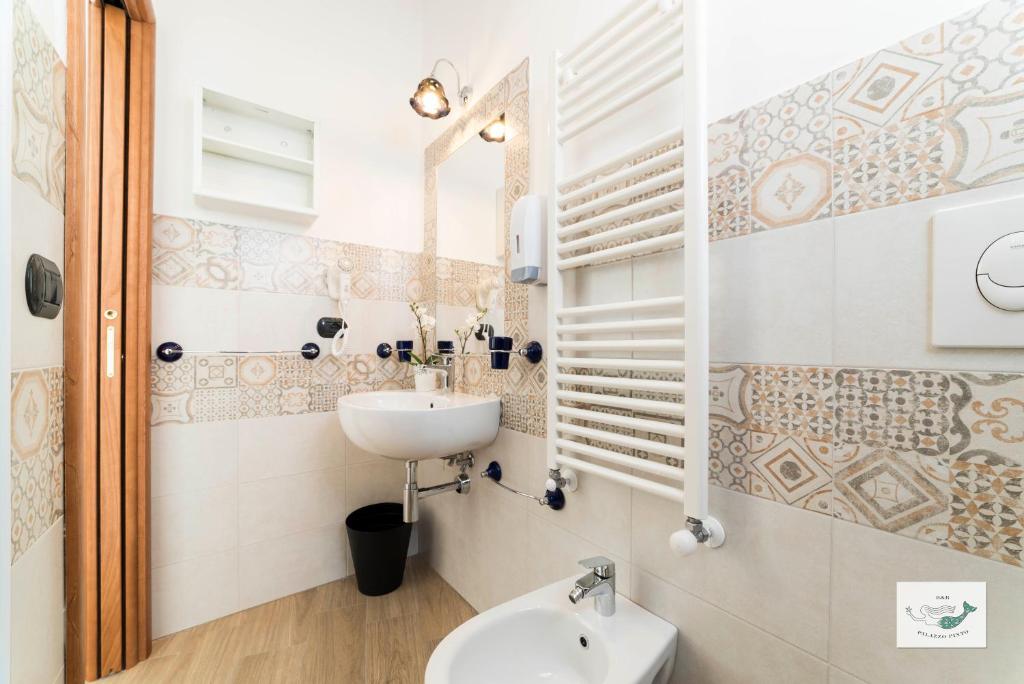 Kúpeľňa v ubytovaní B&B Palazzo Pinto 2