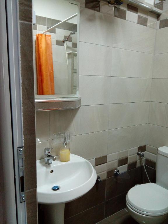 Koupelna v ubytování Hotel Klironomi