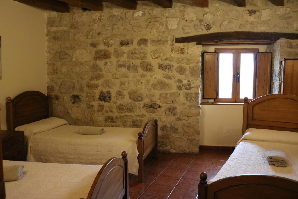 Albergue de Peregrinos El Puntido - Chambre Triple Basique Avec Salle De Bains Commune