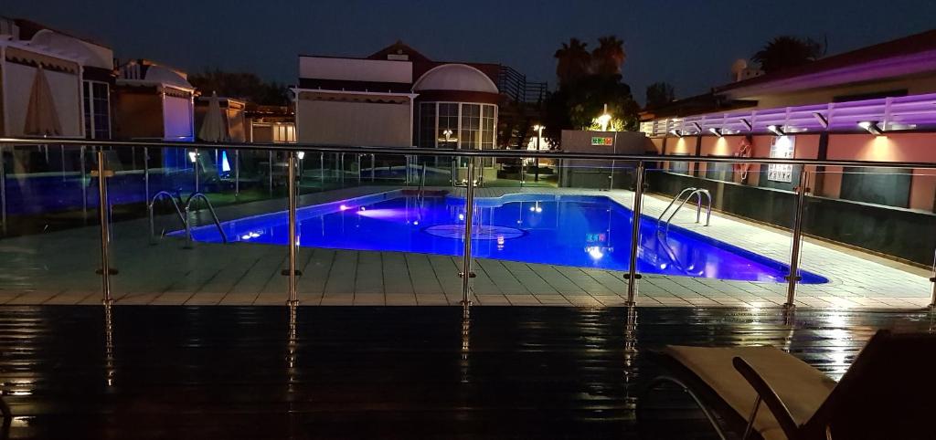 Bazén v ubytování Siesta Suites nebo v jeho okolí
