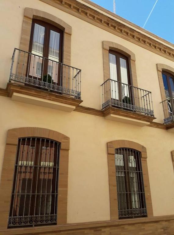 Balkón nebo terasa v ubytování Periodista Luca de Tena, lujo y confort en pleno centro