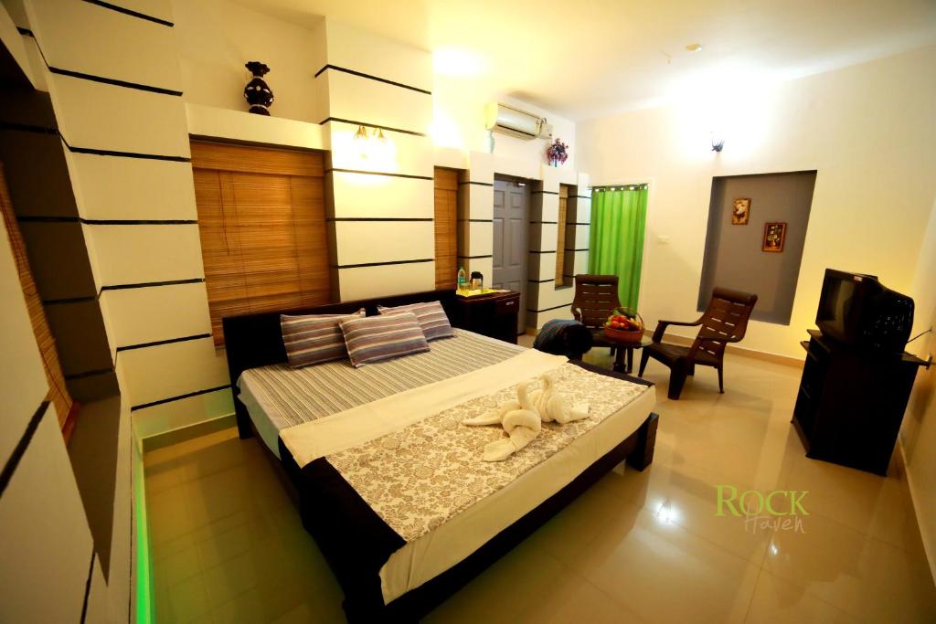 Χώρος καθιστικού στο Rock Haven Wayanad